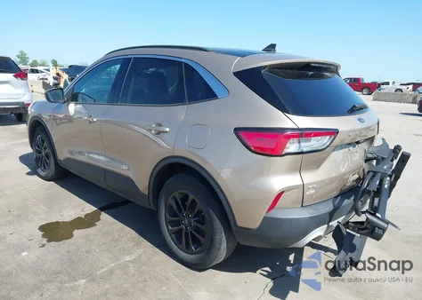 2021 Ford Escape Se Hybrid z USA, uszkodzony, nr VIN 1FMCU9BZXMUA08196